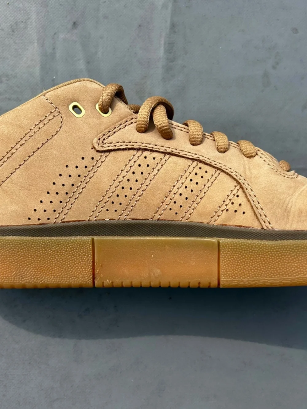Nike Tyshawn Men Tan Sneakers